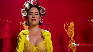 Natural Milf Spotlight