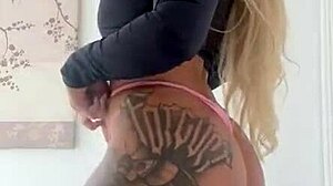 Prazer, sou a Bratzmal, transsexual crossdressing solo?