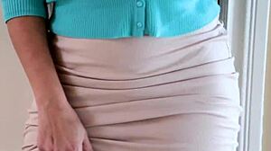 Lesbian Milf Tribbing