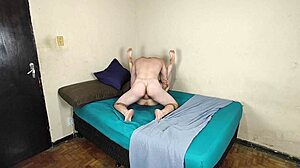 Carmona Eats Pussy Bareback Leaving Wet and Satisfied