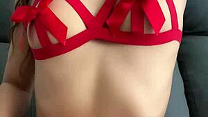 hot amateur babe toys her tight pussy solo