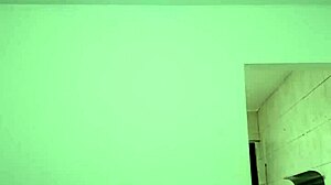 Gostosa Dançando Funk Putaria Bem Gostoso E Mostrando Seus Peitinhos Gostosos Para A Camera