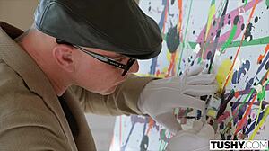 Vanna Bardot Gapes Ass Wide