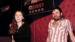 Lola Toma sus Primeras Dos Pollas