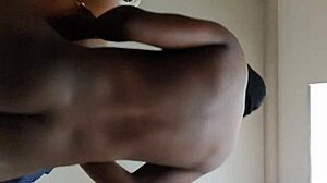 Watch this student give a blowjob in Johannesburg!