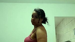 is this ninfeta safada playing her pussy while dancing funk?