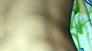 Novinho PAUZUDO GOZANDO na punheta deliciosa