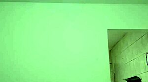 is this ninfeta safada playing her pussy while dancing funk?