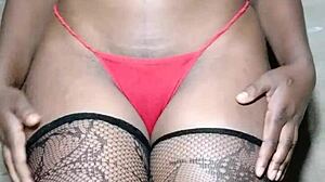 Check out this big curvy African ass in hot porn! 🍑