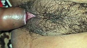 भारतीय लड़की अपने युवा पिता को चोदती है 😈