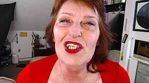 988 dawnskye1962 brings a new ass worship video to you i spread my cheeks so sean can give me a rimjob