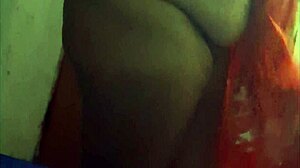 Acabei de sair do banho com buceta molhada