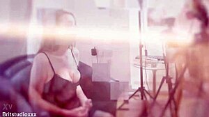 British Teen Discovers She Can Squirt For First Time