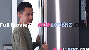 Maid milf needz some dick