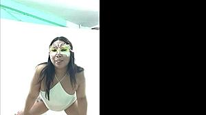 watch my big ass clap in lingerie