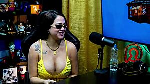 Geisy DK asks for doggy style!