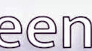 Kaunis punatukkainen opiskelija isoilla luonnollisilla titeillä masturboi horny vittuaan kuminaan