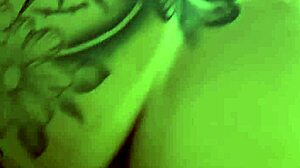 dei minha buceta bem gostoso para esse pau grande.