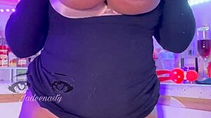 Ebony wife squirts in kitchen.