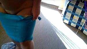 Amateurs BBW europeas versátiles juegan con pies y dedos en fetiche casero