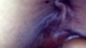 Flaca madura adora que le den nalgadas