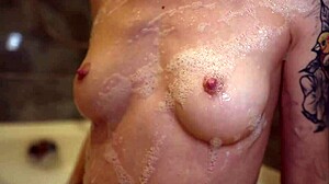 Young 18+ Blows Wet Tight Pussy