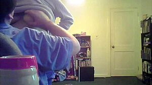 loris shows her tits in the living room