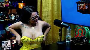 Geisy DK asks for doggy style!