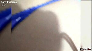 Señora sumisa se deja penetrar el culo por su compadre hasta se abre las nalgas para que se corra dentro porno casero mexicano comadre y compadre anal