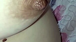 ग्रेटाला की बड़ी गर्भवती चूचियां मजे की चुदाई ललचाती