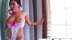 i'm busty london keyes and i can't wait to play with my new toy on my pussy