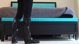 my hunter boot sluts gettin a mega cum load on their asses