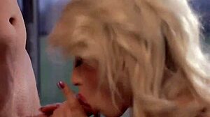 CFNM Blowjob Seduction and Cumshot!