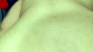 enorme gozada dentro do cu safada colocou toda a porra pra fora