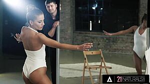 21 Naturals - Hot Ballerina Eveline Dellai Performs