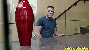 Babe In Gym Outfit Gets Thighs Ripped And Pussy Fucked