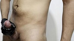 Watch Me Masturbate Naked In Crazy Striptease!