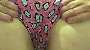 i want someone to fuck my tight young pussy for free, flashing and masturbating!