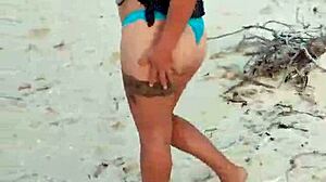 Showing tits and ass on Mexican beach! 😘