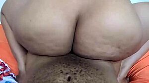 Unforgettable Twerking And Riding With Her Big Ass