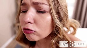 adorable girl fingers tight pussy 😘