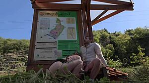 Il Me Baise Sur Le Bord De La Route With Public Blowjob And Cumshot