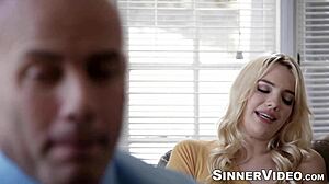 Derrick Pierce Pounds Kendra