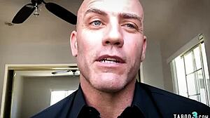 Teen Haley Reed tries submissive pissplay and masturbation with dildo on webcam