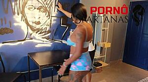 i'm iara, confusin' my husband in the bathtub