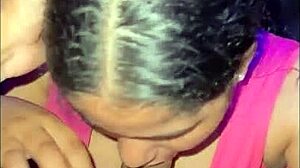 I fuck my sister-in-law's friend when I'm home alone, she has huge tits and a huge ass. Me follo a la amiga de mi cuñada cuando estoy solo en casa, tiene unas tetas y un culo enorme.