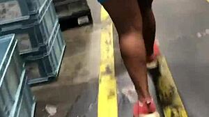 Check out this ebony thick booty in leggings!