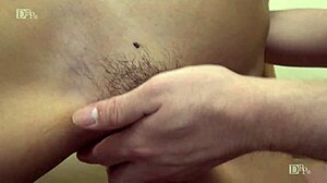 Hitomi Makisaka Performs Handjob and Kiss