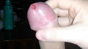 Stroking to Trans Porn