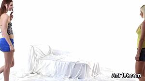 Lesbian Babes Fisting